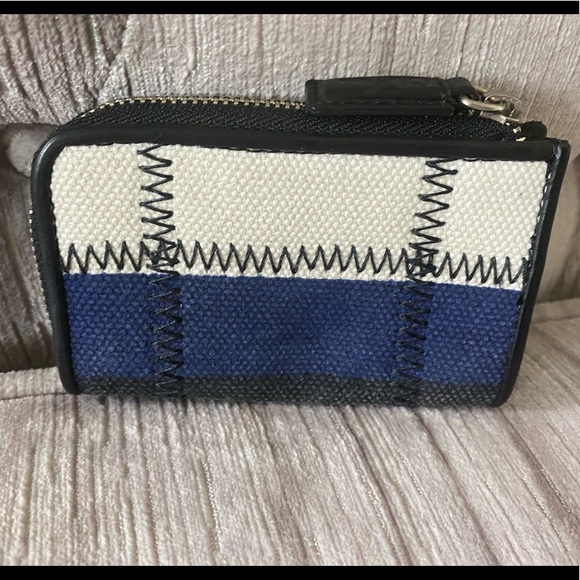 Cole Haan half zip credit card case canvas plaid - Picture 2 of 3